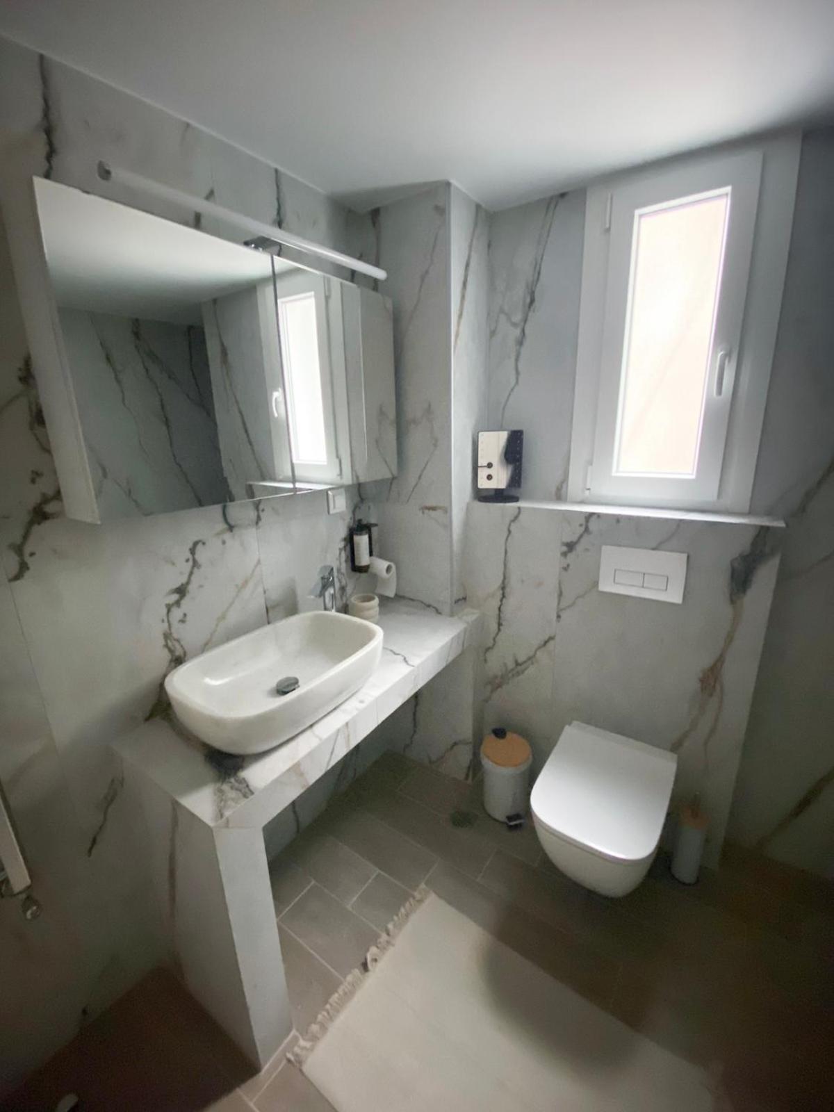 Agias Sofias Svolou Center 2 Apartment Солун Екстериор снимка