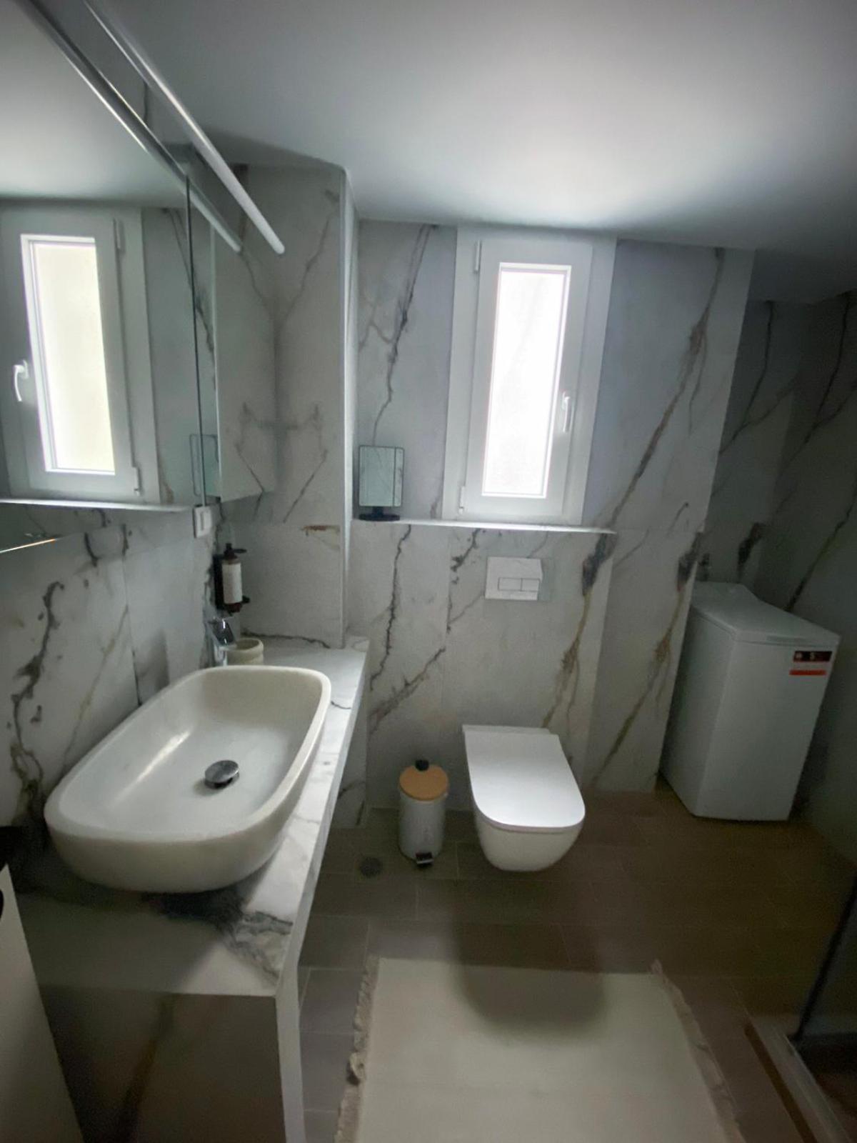 Agias Sofias Svolou Center 2 Apartment Солун Екстериор снимка